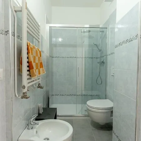 Апартаменты La Stella Del Luxe Арона